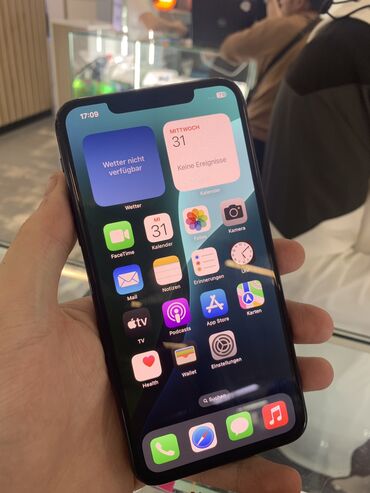 Apple iPhone: IPhone 11 Pro Max, Б/у, 64 ГБ, Зеленый, 90 %