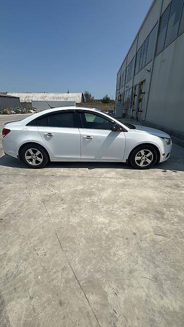 Транспорт: Chevrolet Cruze: 1.4 л | 2011 г. 271700 км Седан — 4
