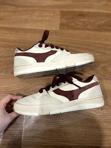 nike react: Брали в лининге за 3800 сом месяц назад размер не подошел одевали — 2