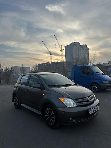 Toyota: Toyota ist: 2004 г., 1.5 л, Механика, Бензин, Хэтчбэк — 7