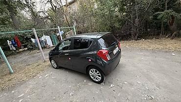 Chevrolet Spark: 2021 г., Хэтчбэк