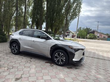 митсубиси галант универсал: Toyota BZ4X Размеры: длина — 4690 мм, высота — 1650 мм, ширина — 1860