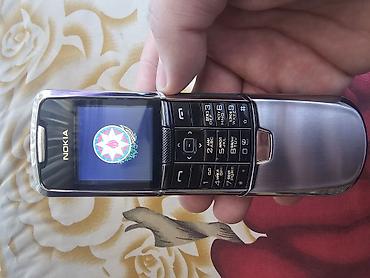 Nokia rəng - Gümüşü, Düyməli