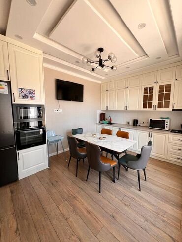 Продажа домов: Дом, 120 м², 4 комнаты, Агентство недвижимости, Дизайнерский ремонт