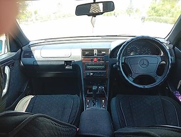 w210 2 2: Mercedes-Benz C-Class: 1995 г., 2 л, Автомат, Бензин, Седан — 5