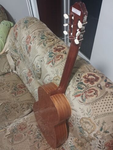 Gitare: Musical Remolino Madrid Spain gitara - Pogodna za studente i za — 6