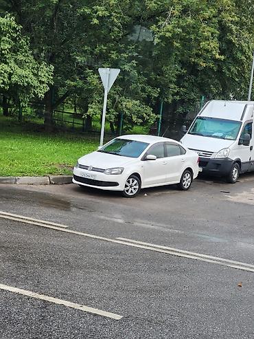 Volkswagen: Volkswagen Polo: 2011 г., 1.6 л, Механика, Бензин, Седан — 7