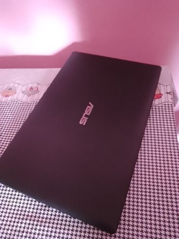 Elektronika: Intel Core i5, 8 GB