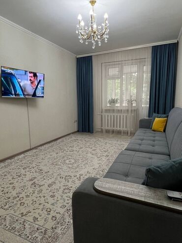 квартира бишкек снять дешевле: 3 бөлмө, 70 кв. м, Жеке план, 1 кабат, Евроремонт