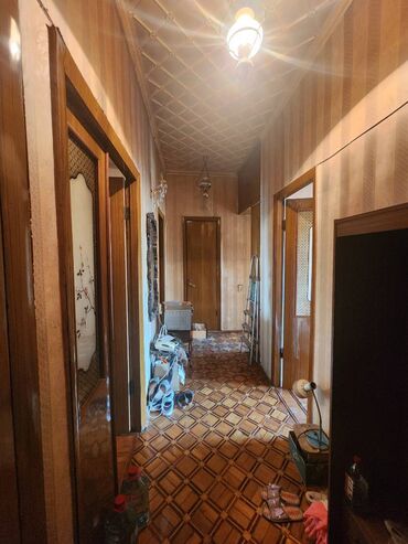 продажа квартир: Bakı, 28 May, 3 otaqlı, Köhnə tikili, m. 28 may, 100 kv. m
