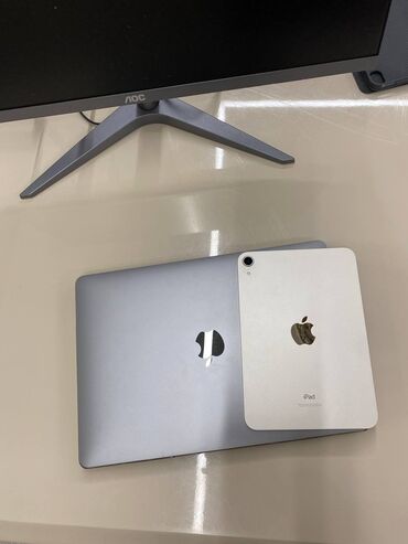 Планшеты: Планшет, Apple, память 64 ГБ, 7" - 8", Wi-Fi, Б/у, Классический цвет - Золотой