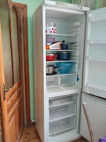 Nehrə aparatları: 1 qapılı Indesit Soyuducu Satılır, rəng - Ağ