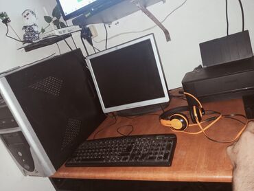 Masaüstü kompüterlər və iş stansiyaları: Komputer ve ekran klavyatura maus satilir 1terabayit yaddas Endirim