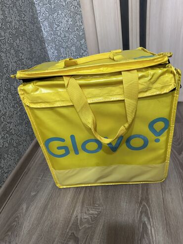 сумка доя ноутбука: Продаю сумку новую Globo