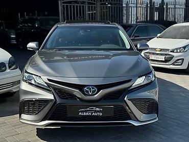 corolla 2018: Toyota Camry: 2022 г., 0.5 л, Автомат, Электромобиль — 2
