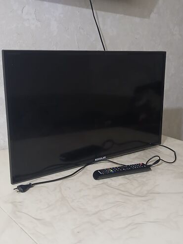 maşın manitorlar: REGULAR LED Smart TV - Ekran: təxminən 32" (80 sm ətrafı), LED panel