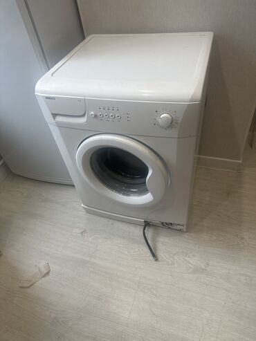 Стиральные машины: Стиральная машина Beko, Б/у, Автомат, До 7 кг, Полноразмерная
