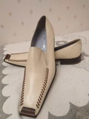 кожаный обувь: Туфли мужские, новые, две пары, размер 42/43,производство Италия