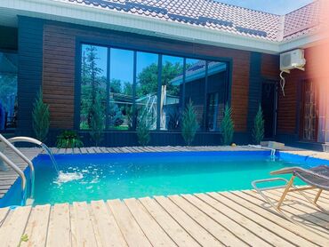 Продажа домов: Дом, 210 м², 7 комнат, Собственник — 7