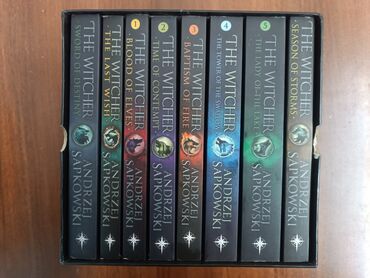 Kitablar, jurnallar, CD, DVD: The Witcher Complete Collection 8 Kitablıq Seriyası: Fantastik Dünyaya