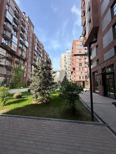 квартира с панорамными окнами: 4 комнаты, 136 м², Элитка, 9 этаж, Дизайнерский ремонт