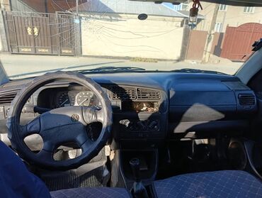 Volkswagen: Volkswagen Golf: 1995 г., 1.6 л, Механика, Бензин, Хэтчбэк — 11