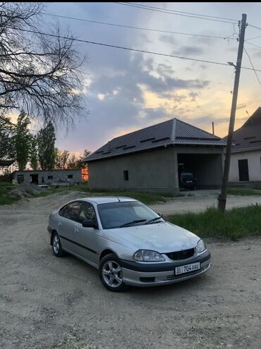 купить опель вектра б: Toyota Avensis: 2002 г., 1.8 л, Механика, Бензин, Хэтчбэк