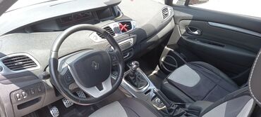 Renault: Renault Scenic: 1.2 l | 2013 г. 112000 km Van body type — 9