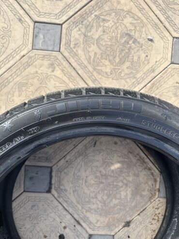 Шины: Шины 245 / 40 / R 18, Зима, Б/у, Комплект, Легковые, Корея, Jinyu — 3