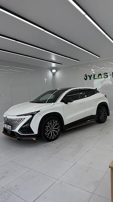 dodje challenger: Changan Uni-T: 2022 г., 1.5 л, Робот, Бензин, Кроссовер — 4