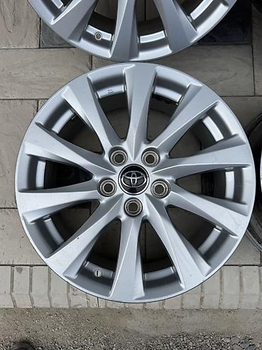 smart open: Литые Диски R 17 Toyota, Комплект, отверстий - 5, Б/у — 6