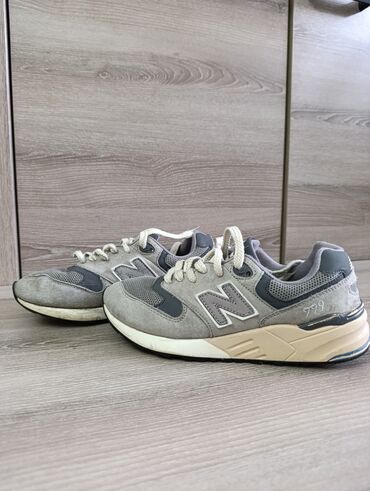 термо кроссовки мужские: Мужские кроссовки, 37, New Balance, Б/у, цвет - Серый, Самовывоз