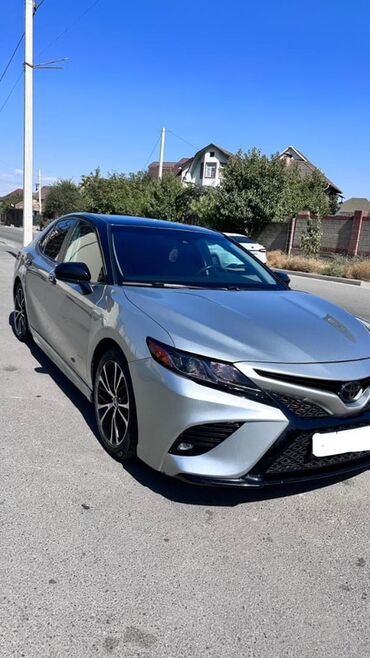 чехол для понели: Toyota Camry: 2017 г., Седан