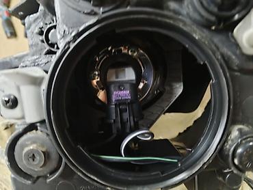 Elantra ücün led fara təmirdə olub korpusda şüşədə cat olub düzəlib lalafo.az -da Elantra ücün led fara təmirdə olub korpusda şüşədə cat olub düzəlib