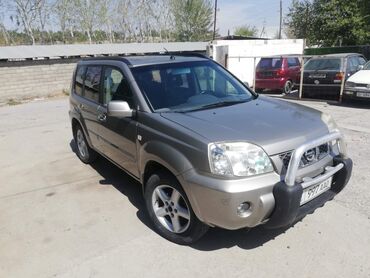nissan x trail 2004: Nissan X-Trail: 2004 г., 2 л, Автомат, Газ, Внедорожник