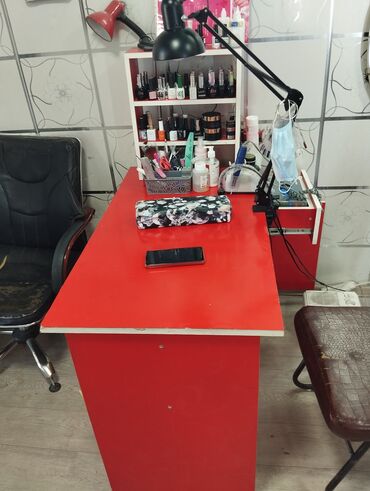 Мастера ногтевого сервиса: Сдается маникюрный стол на аренду ходовое место Ошский рынок