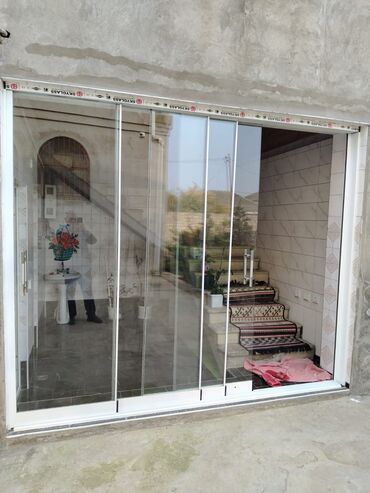 Obşivka: Taxta daxili tərtibatlı komfortlu ev - Ümumi plan: geniş salon, yataq — 13