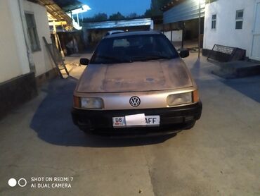 протер 2: Volkswagen Passat: 1990 г., 1.8 л, Механика, Газ, Седан