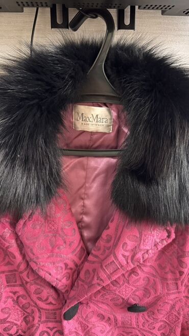 свадебное платье для беременных напрокат: Пальто, Осень-весна, Жаккард, По колено, Однобортная модель, M