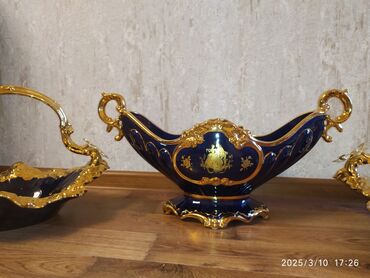 Vazalar: Vaza dəsti, Farfor — 14