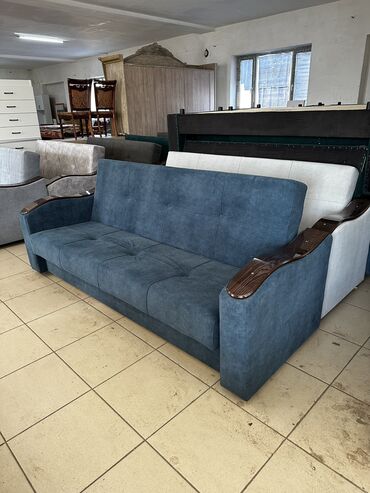 продадим диван: Диван-кровать, цвет - Зеленый, Новый