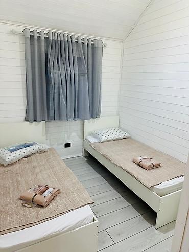 Посуточная аренда домов: Представляем современный дом в стиле барнхаус с панорамным — 9