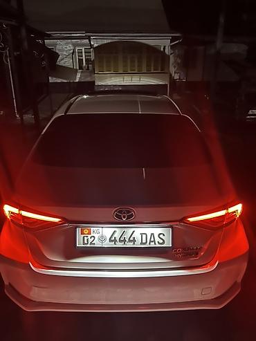mazda attenza: Toyota Corolla: 2020 г., 1.8 л, Вариатор, Гибрид, Седан — 1