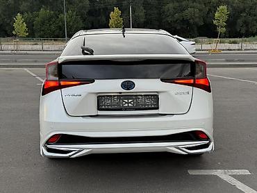 model y: Toyota Prius: 2019 г., 1.8 л, Автомат, Гибрид, Лифтбек — 5