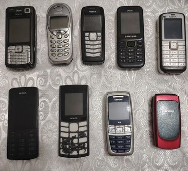 nokia 2730 classic: Nokia 8000 4G, 1 TB, rəng - Boz, Düyməli