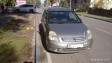 машина ист: Honda Stream: 2002 г., 1.7 л, Автомат, Бензин, Минивэн