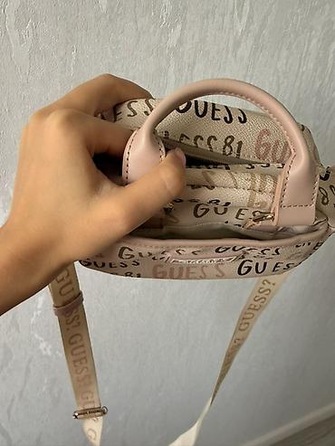 Aksesuarlar: Çiyin çantası, Guess, İşlənmiş — 4