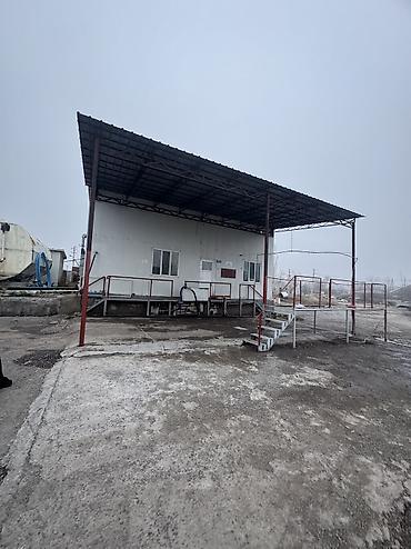 из контейнеров: Завод, Действующий, 1410 м² — 1