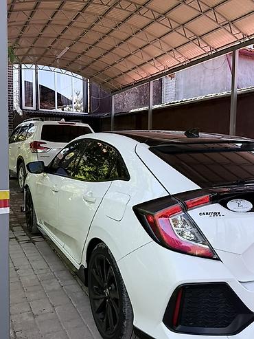 civik: Honda Civic: 2018 г., 1.5 л, Вариатор, Бензин, Хэтчбэк — 2