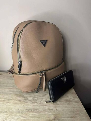 Torbe: Guess ranac NOVO

Novo
Replika

fb Moja Kupovina 1 — 15